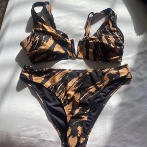Brand new cupshe bikini black and rose/gold